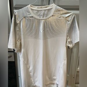 Nike size large men’s dry fit shirt